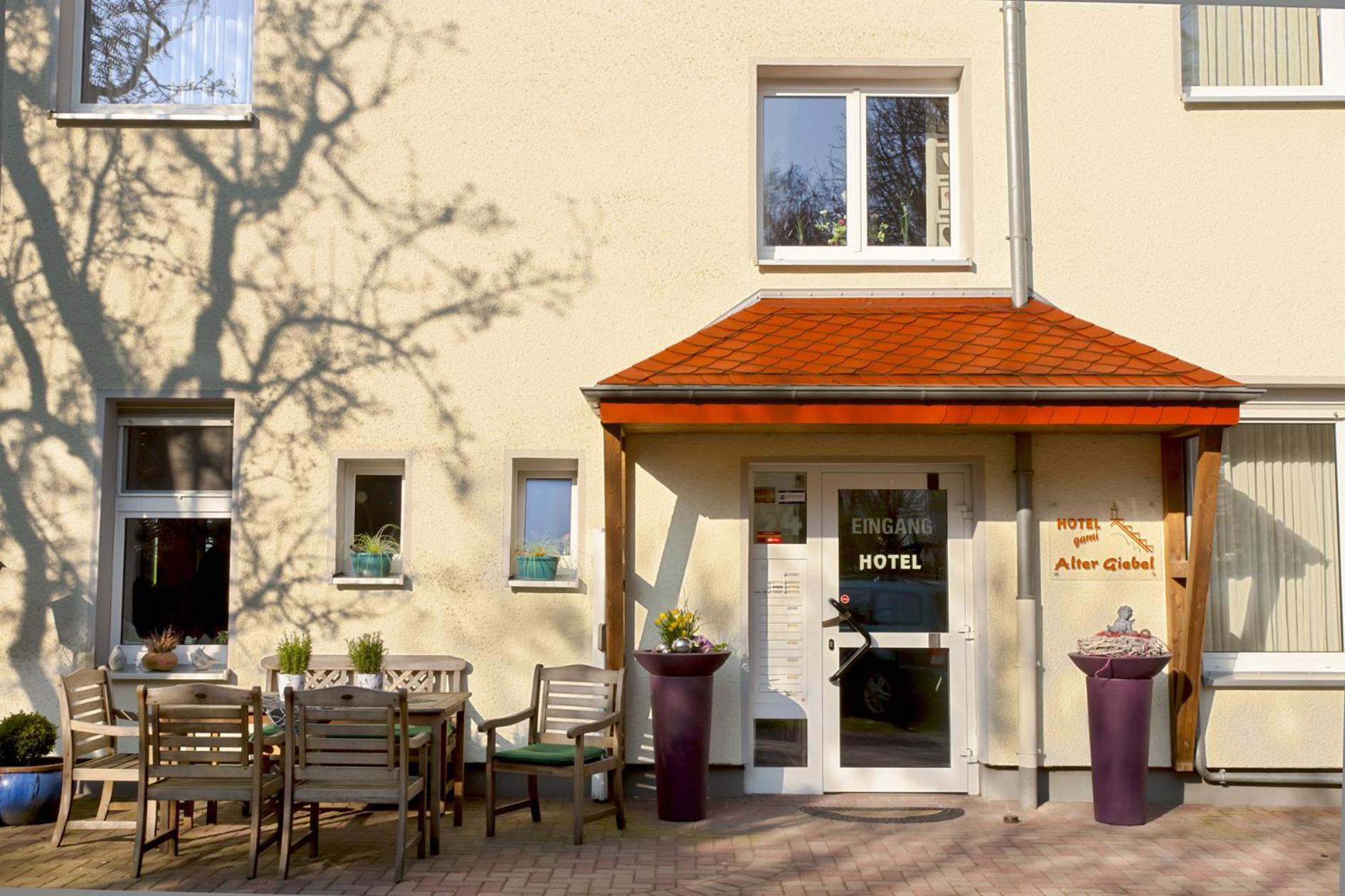 Hotel Alter Giebel Kirchhellen Exterior photo